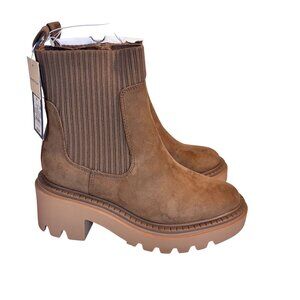 Universal Thread Women’s Memory Foam Tan Kyrie Boots Size 6.5 Faux Suede